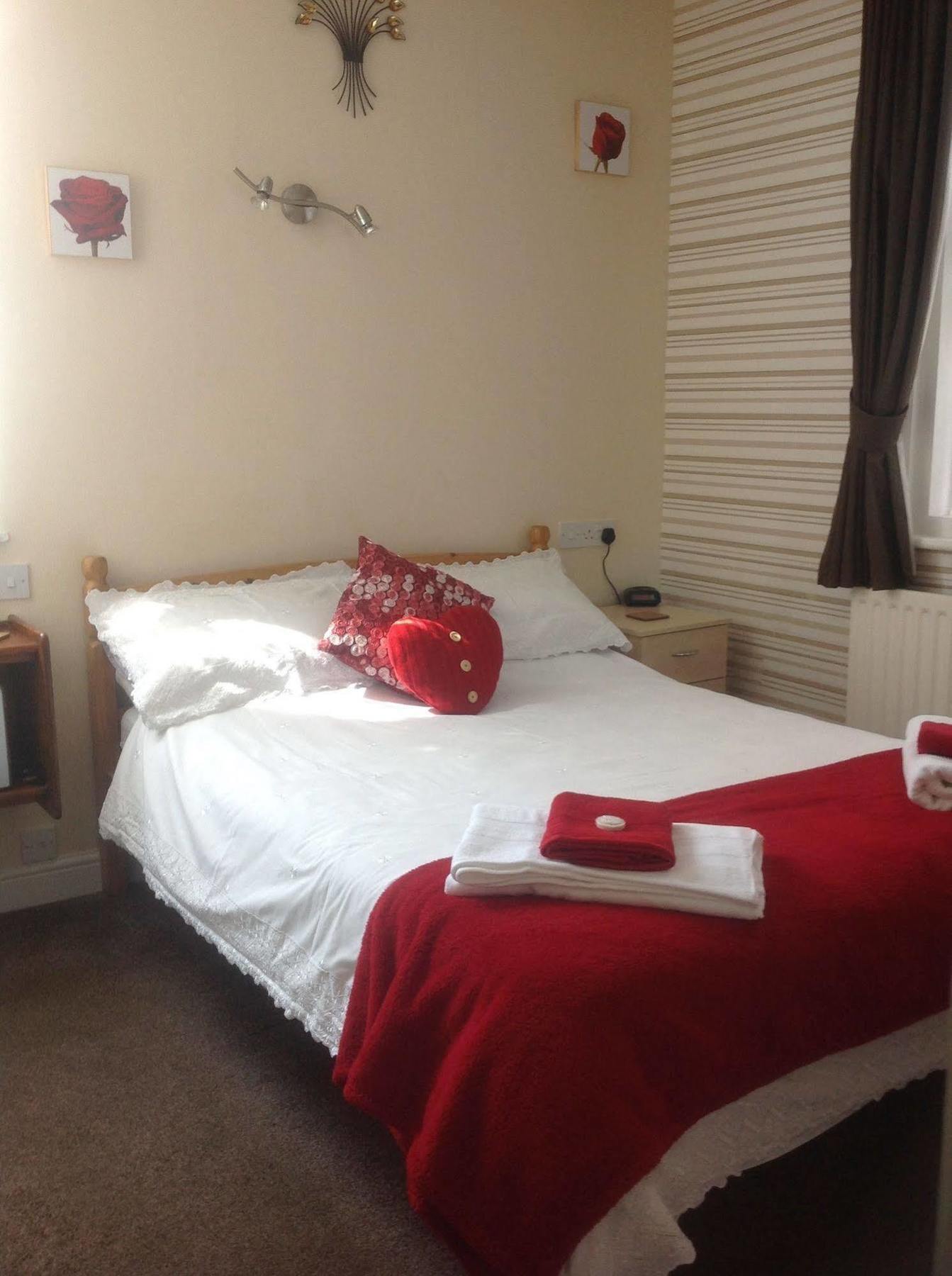 Cleasewood Guest House Great Yarmouth Eksteriør bilde